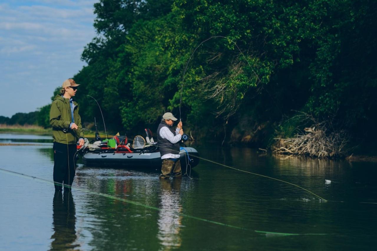 Stay On A 350-Acre Cattle Ranch! Brazos River! Tubing! Petting Zoo! Weatherford Exterior foto